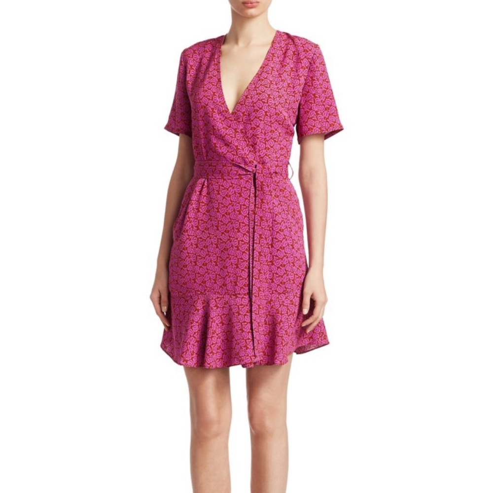 - 🌸Host pick! 🌸 ALC Pink Floral Silk Wrap Dress